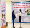 Nhân viên tiếp đón và hướng dẫn bệnh nhân